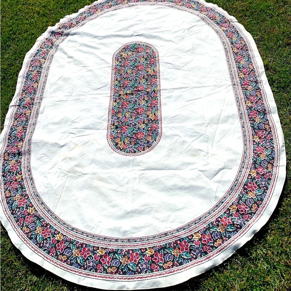 Table cloth - Picture 8 of 10